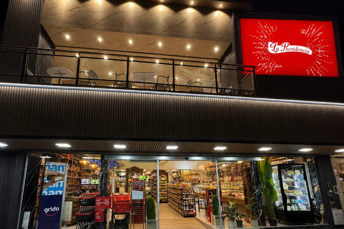 Fachada de La Providencia, Avellaneda 1356, Güemes